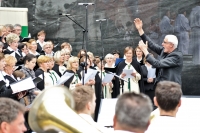Msza-papieska-na-rynku-w-Piasecznie-maj-2014